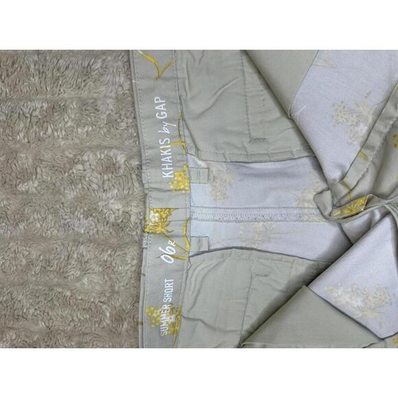 GAP khaki cotton casual summer chino shorts Size 6R - Picture 4 of 6